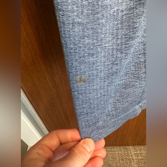 Lululemon Men’s Training Shirt - Picture 3 of 4